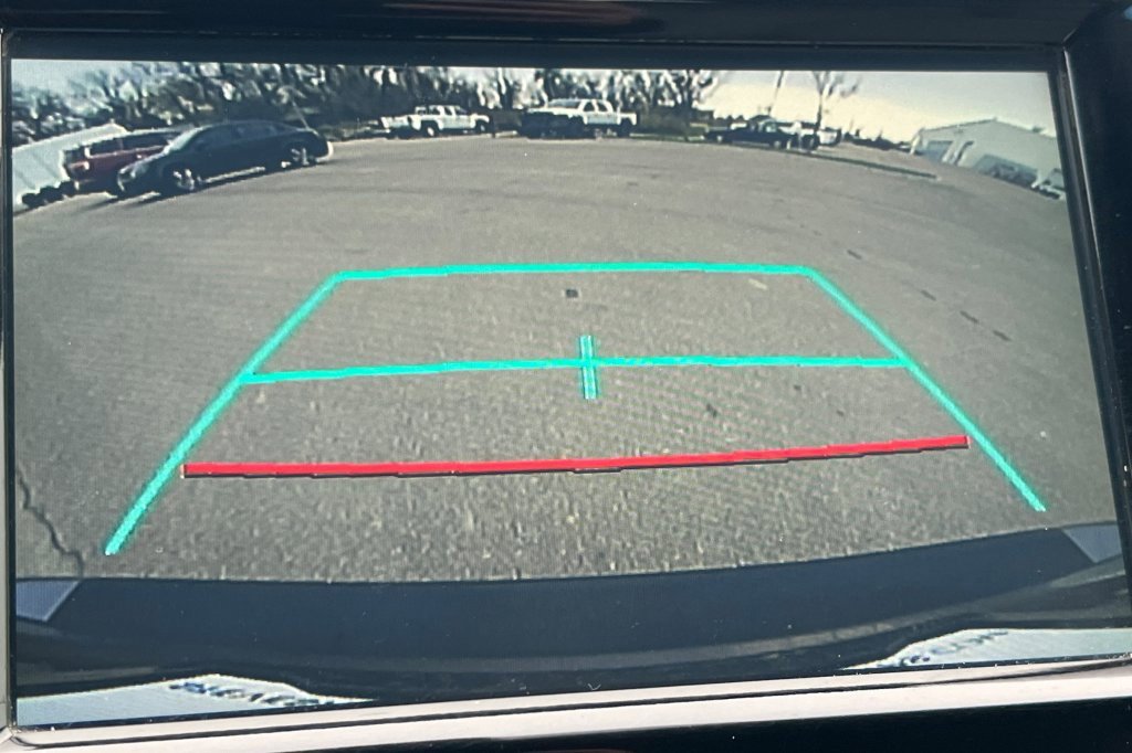 Used 2019 Toyota Camry SE image 15