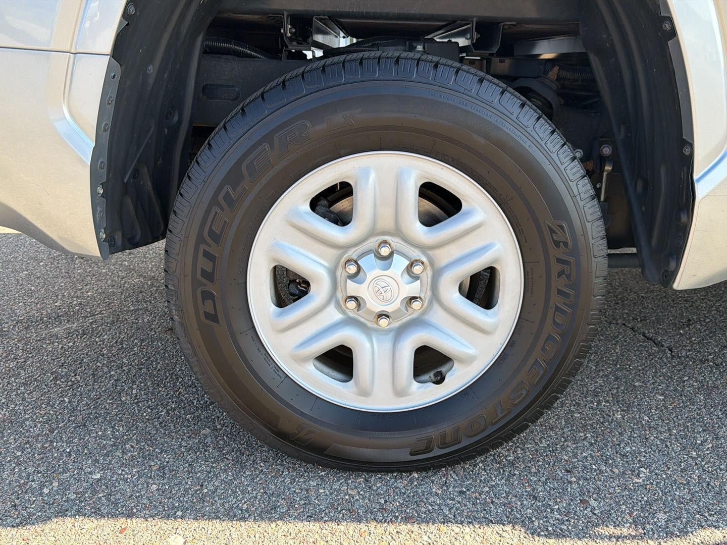 Used 2023 Toyota Tundra SR AWD/4WD image 7