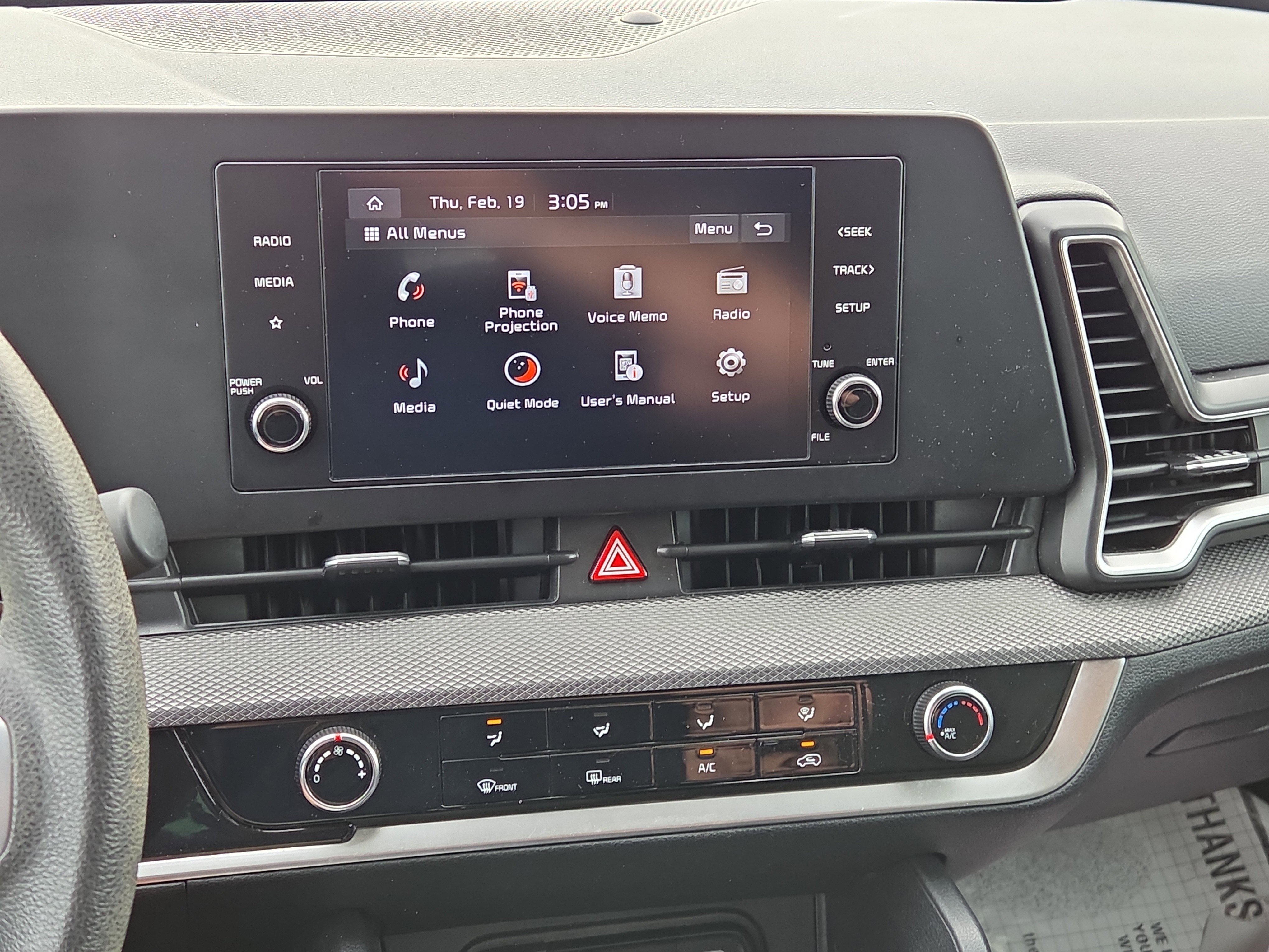 Used 2024 Kia Sportage LX image 17