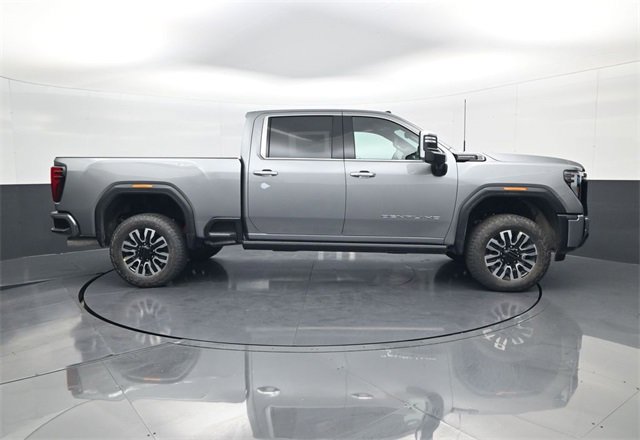 New 2026 GMC Sierra 3500 Denali Ultimate image 4