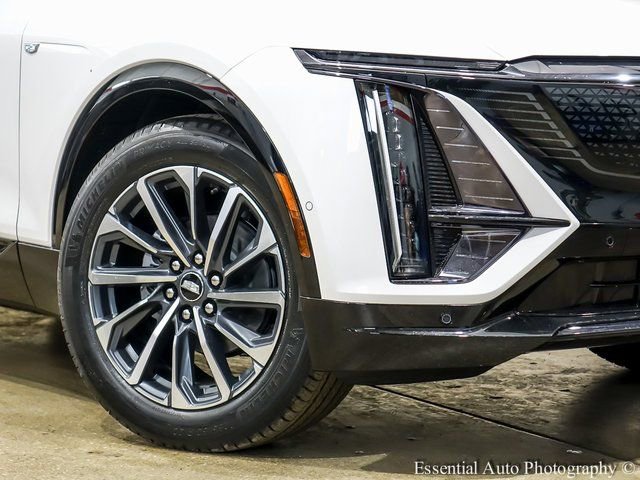 New 2025 Cadillac Lyriq Sport w/ LPO, Floor Liner Package image 3