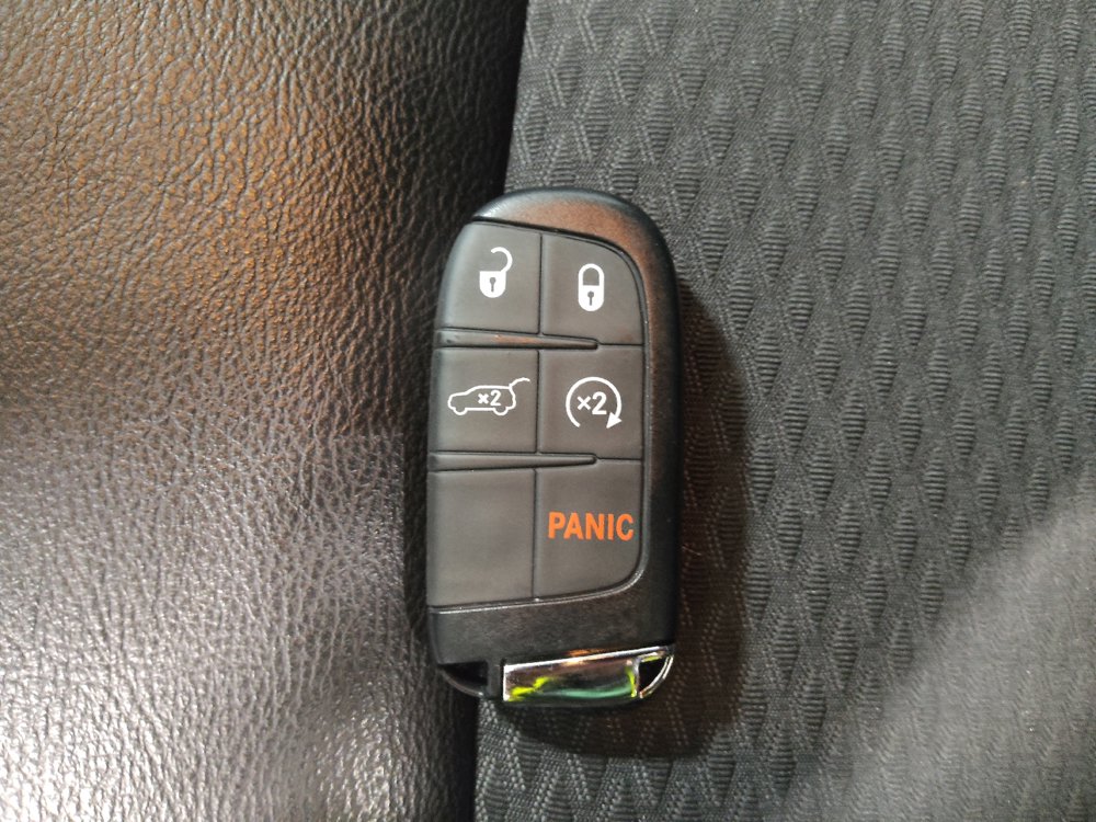 Used 2022 Jeep Compass Latitude w/ Convenience Group AWD/4WD image 32