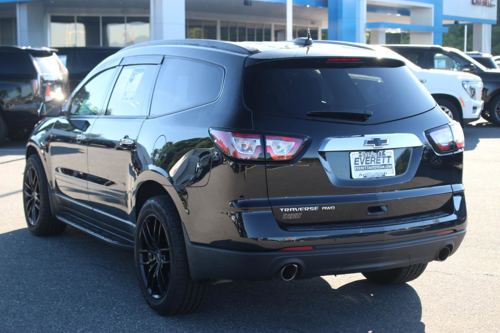 Used 2017 Chevrolet Traverse LT AWD/4WD image 5