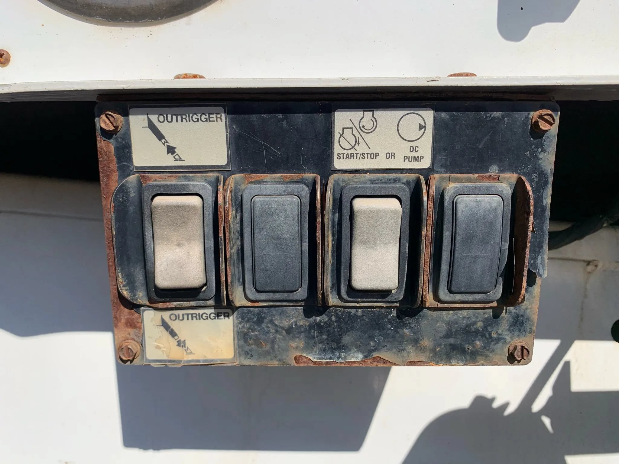 Used 2016 Ford F550 4x4 Regular Cab Super Duty image 46