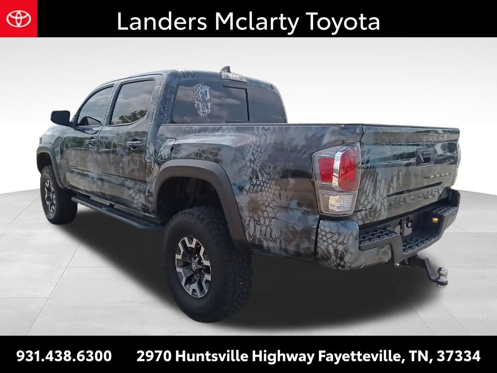 Used 2022 Toyota Tacoma TRD Off-Road AWD/4WD image 5