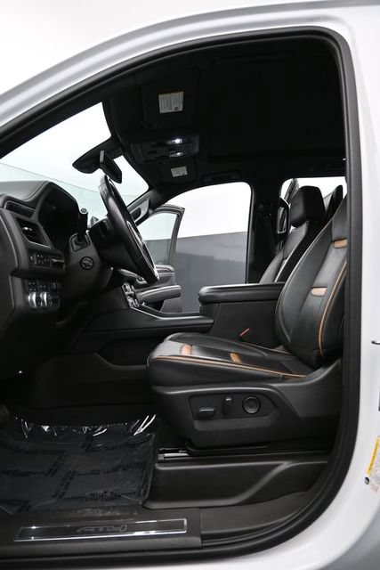Used 2021 GMC Yukon AT4 w/ AT4 Premium Plus Package AWD/4WD image 9