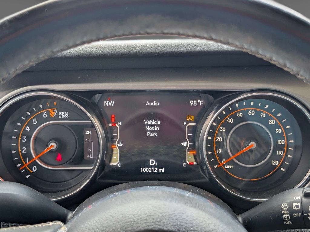 Used 2019 Jeep Wrangler Unlimited Sahara w/ Uconnect 4C Nav & Sound Group AWD/4WD image 26