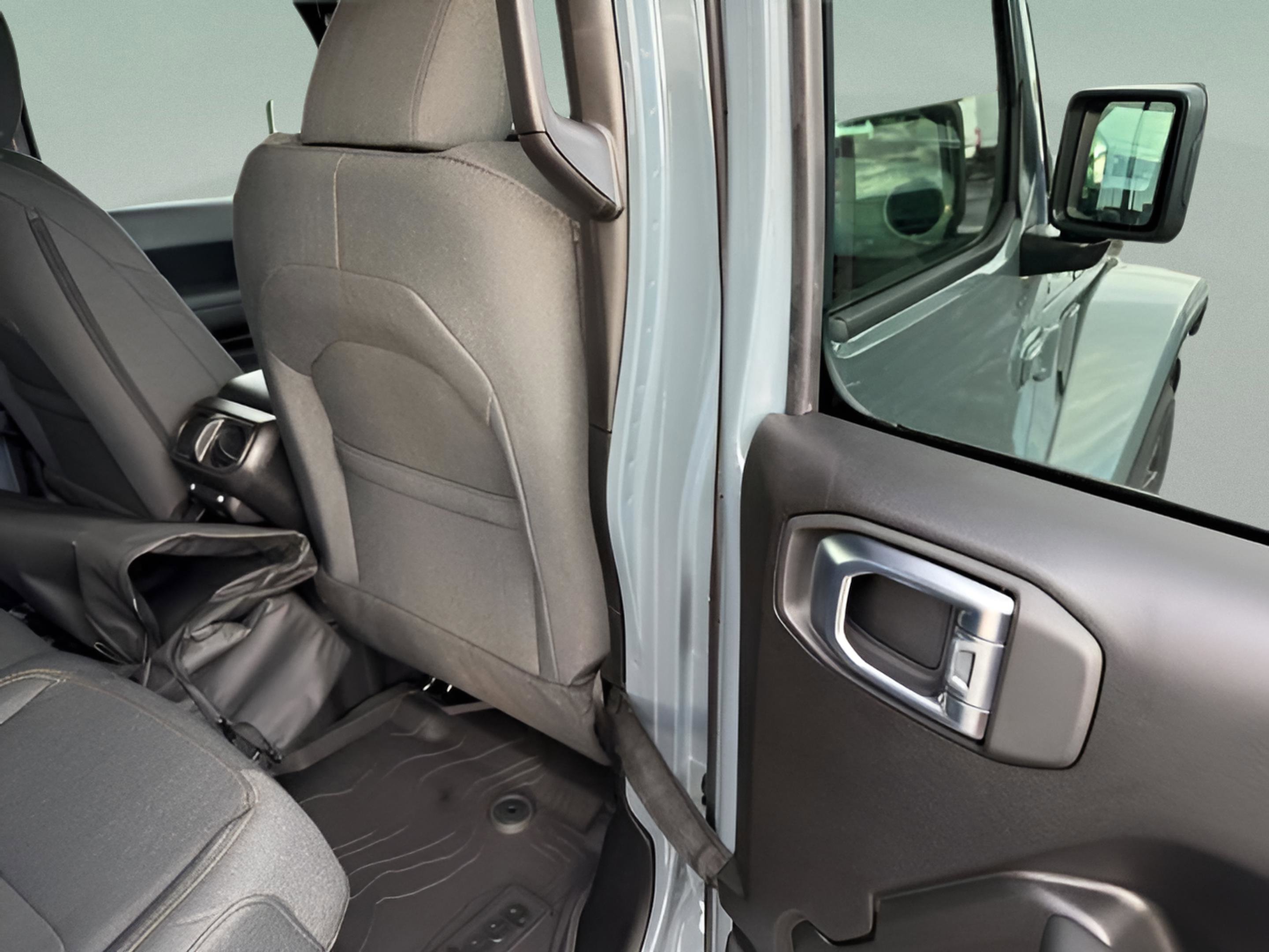 New 2026 Jeep Gladiator Sport image 12