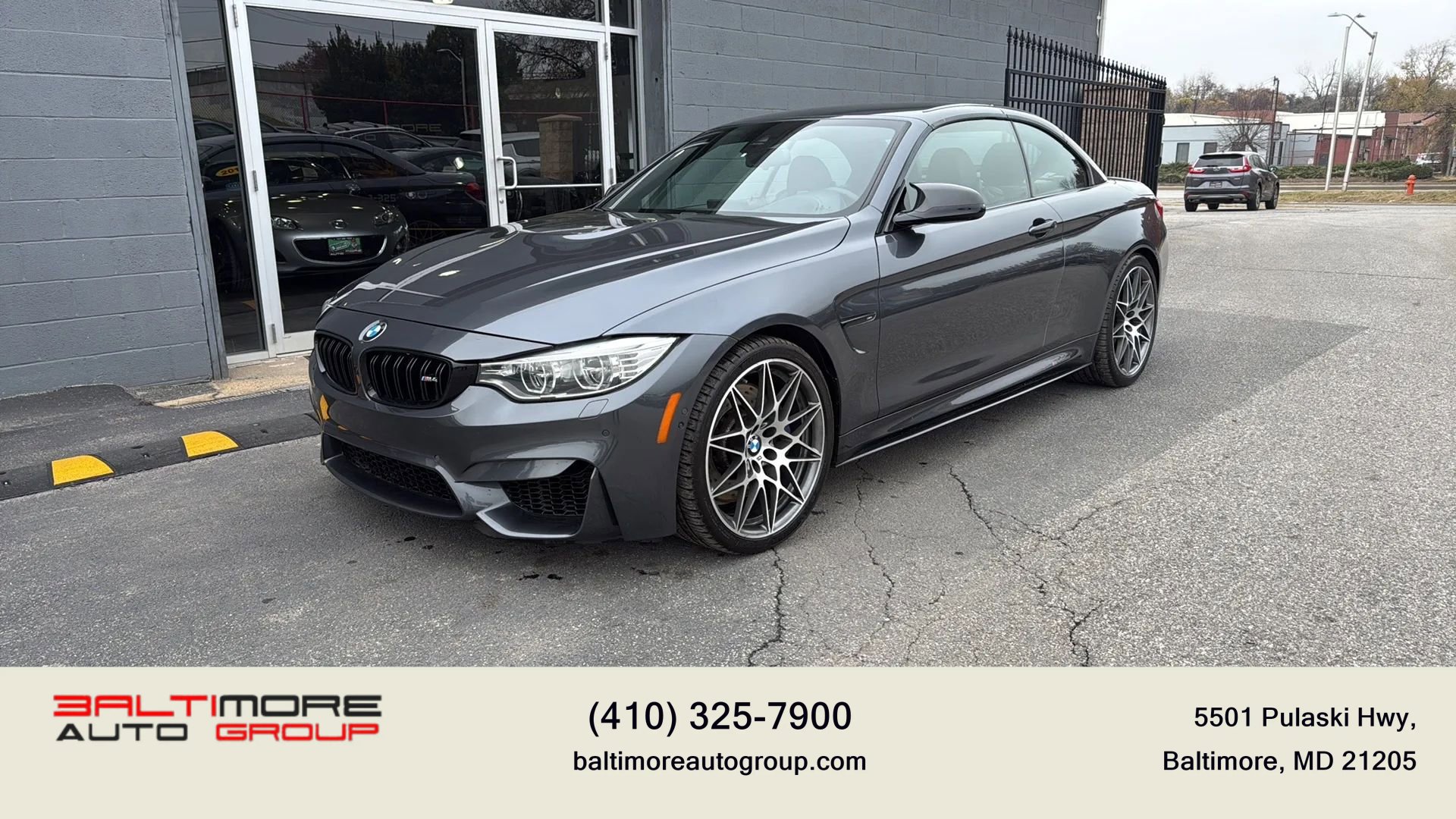 Used 2017 BMW M4 Convertible w/ Competition Package image 2