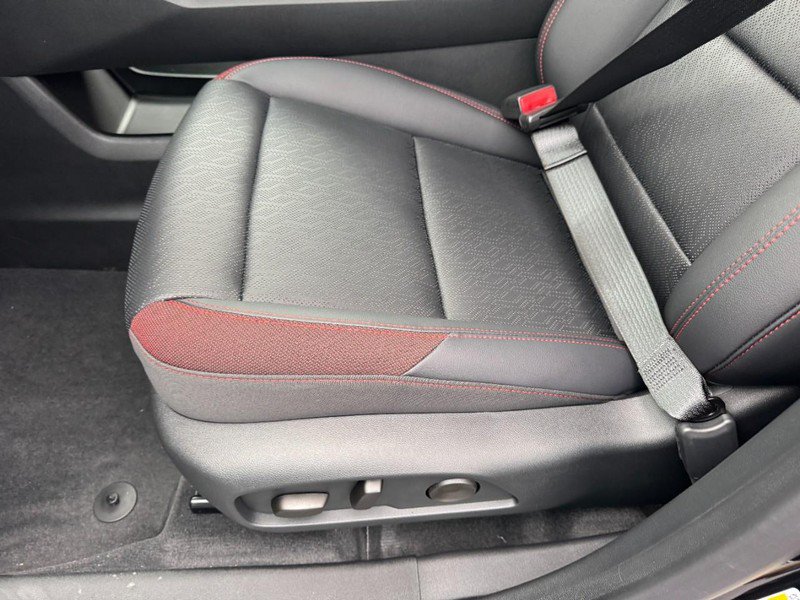 New 2027 Chevrolet Equinox RS w/ Safety and Technology Package FWD image 34