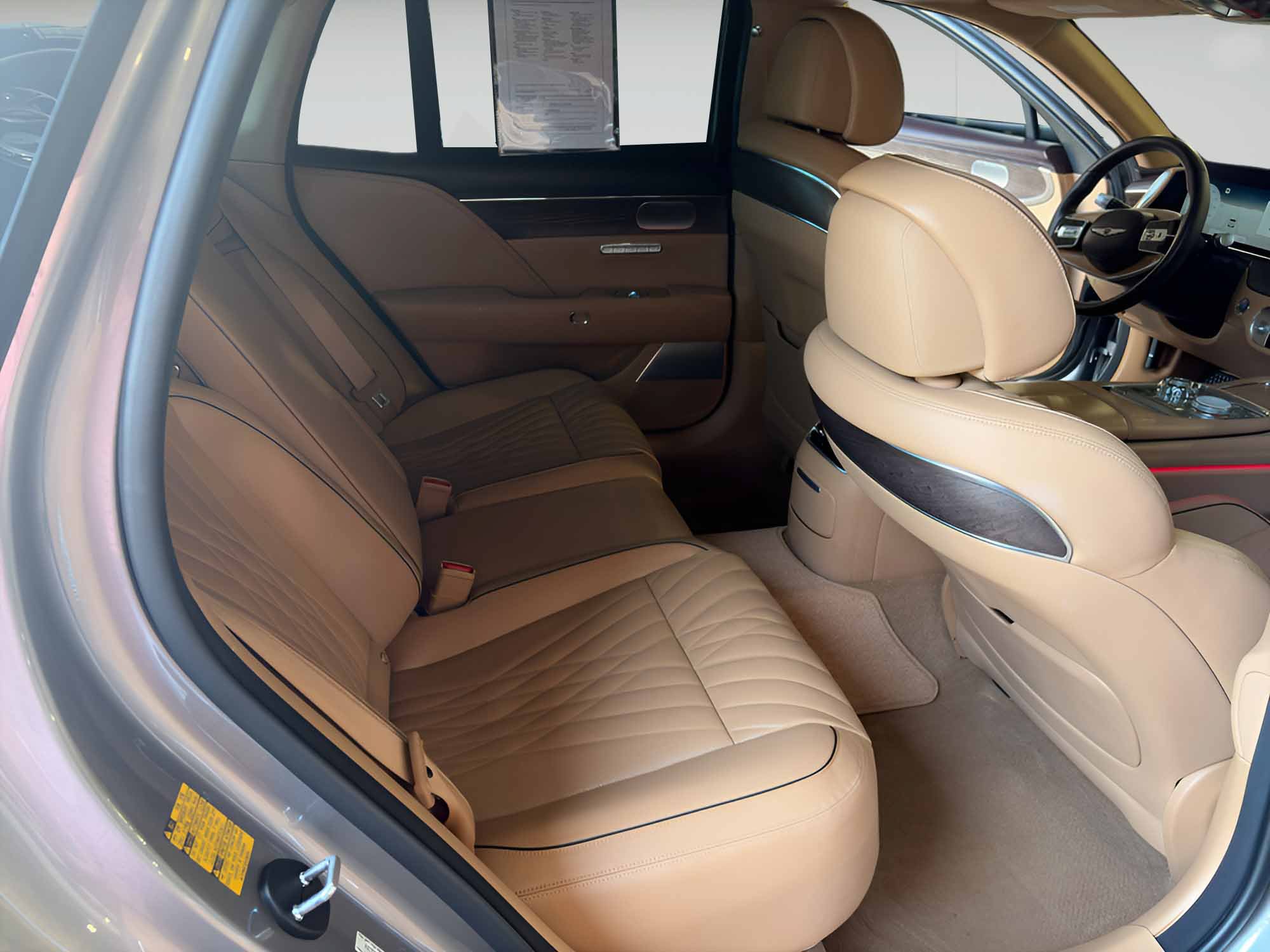 Used 2023 Genesis G90 3.5T AWD/4WD image 13