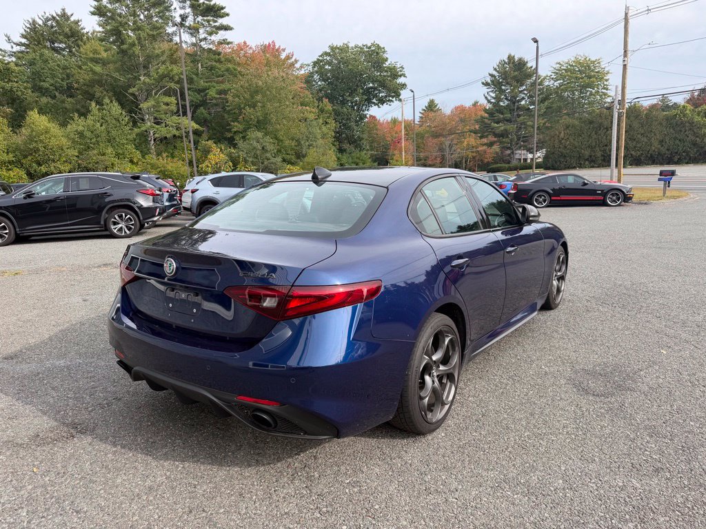 Used 2019 Alfa Romeo Giulia Ti AWD/4WD image 6