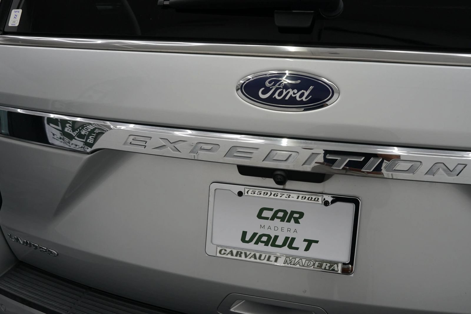 Used 2019 Ford Expedition Limited w/ Equipment Group 302A AWD/4WD image 11