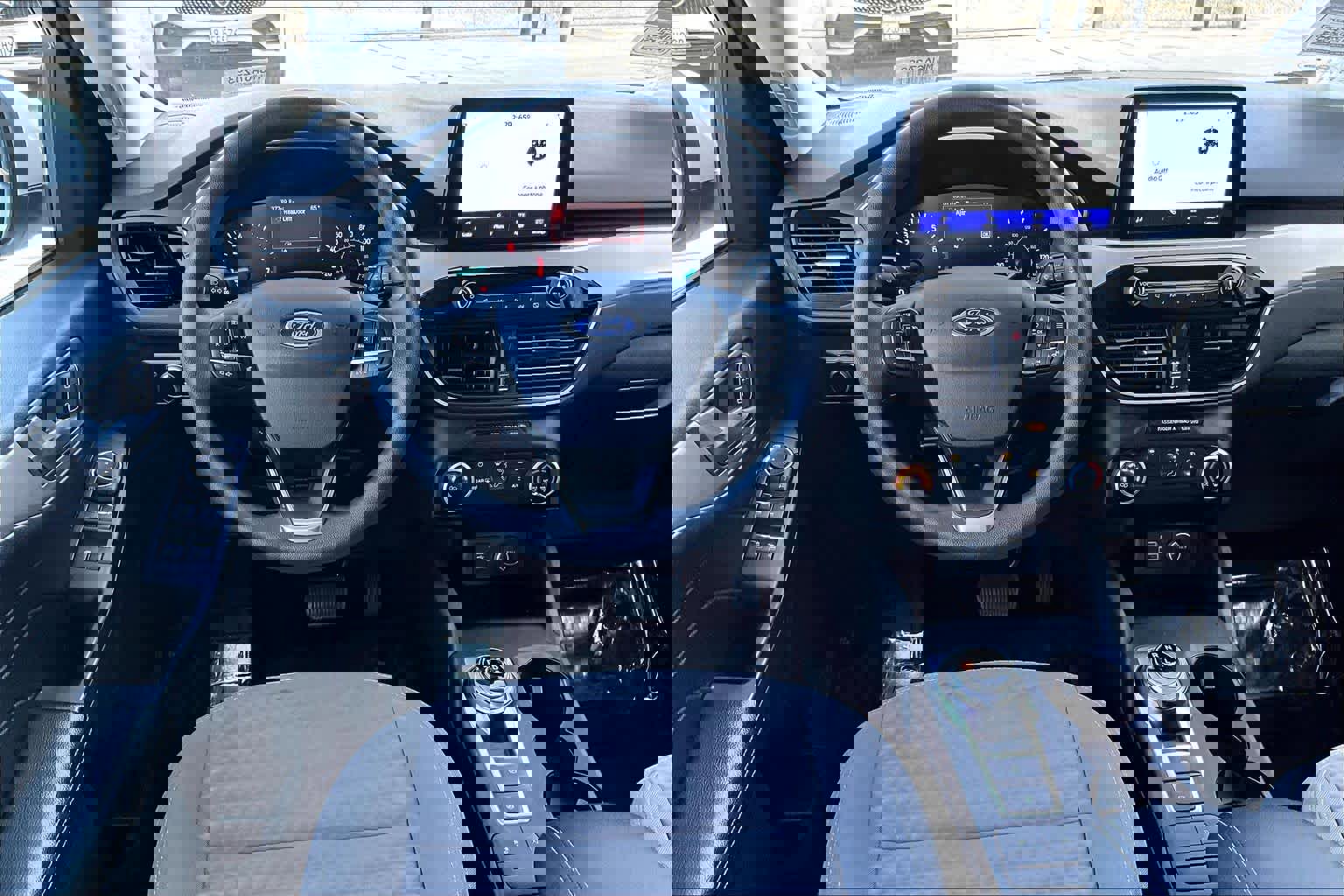 Used 2021 Ford Escape SE image 5