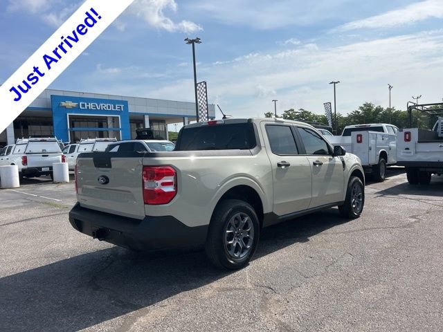 Used 2025 Ford Maverick XLT w/ Equipment Group 302A AWD/4WD image 3