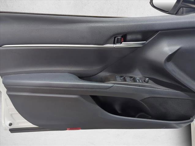 Certified 2022 Toyota Camry LE image 7