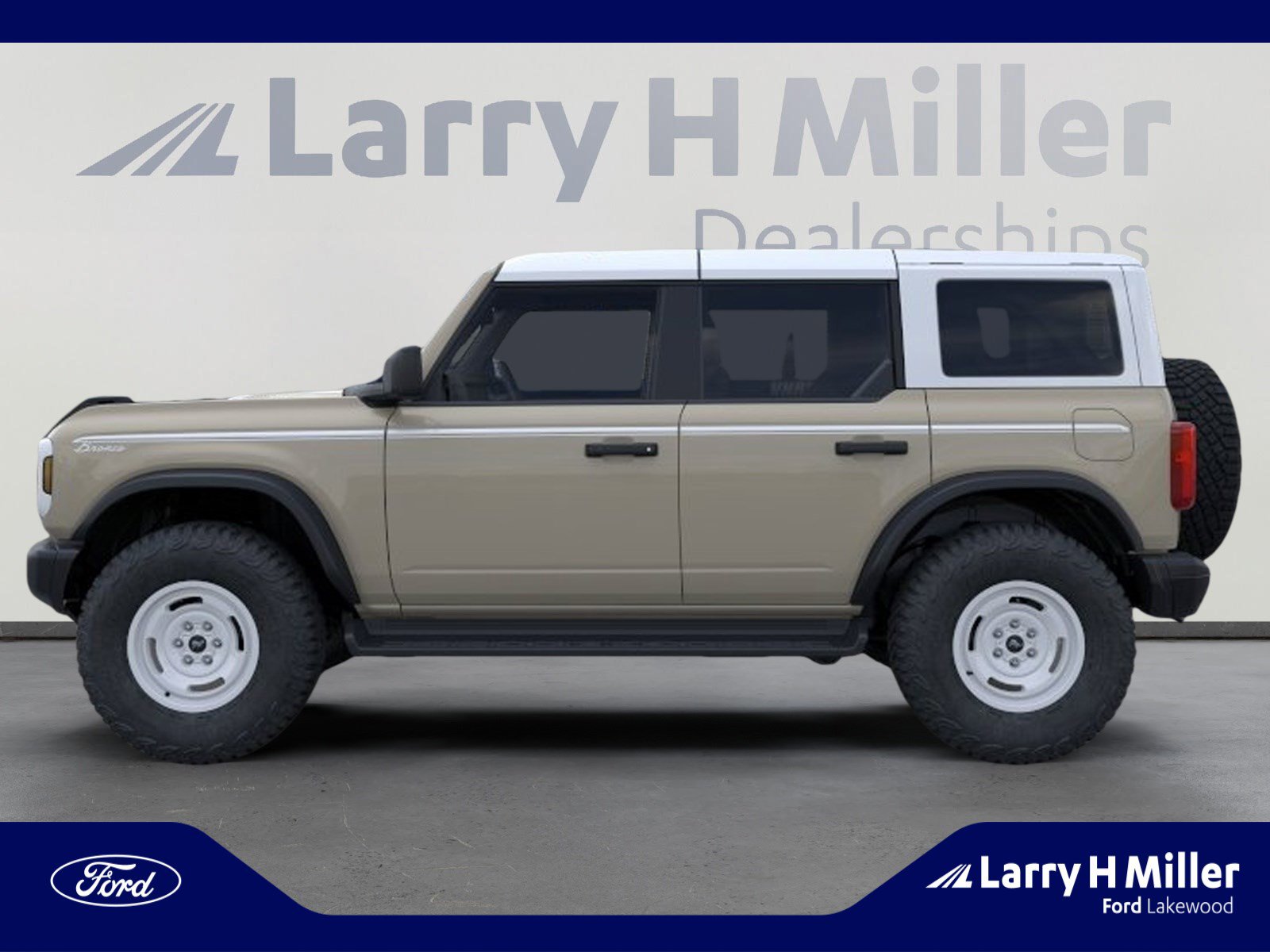 New 2026 Ford Bronco Heritage Edition image 3