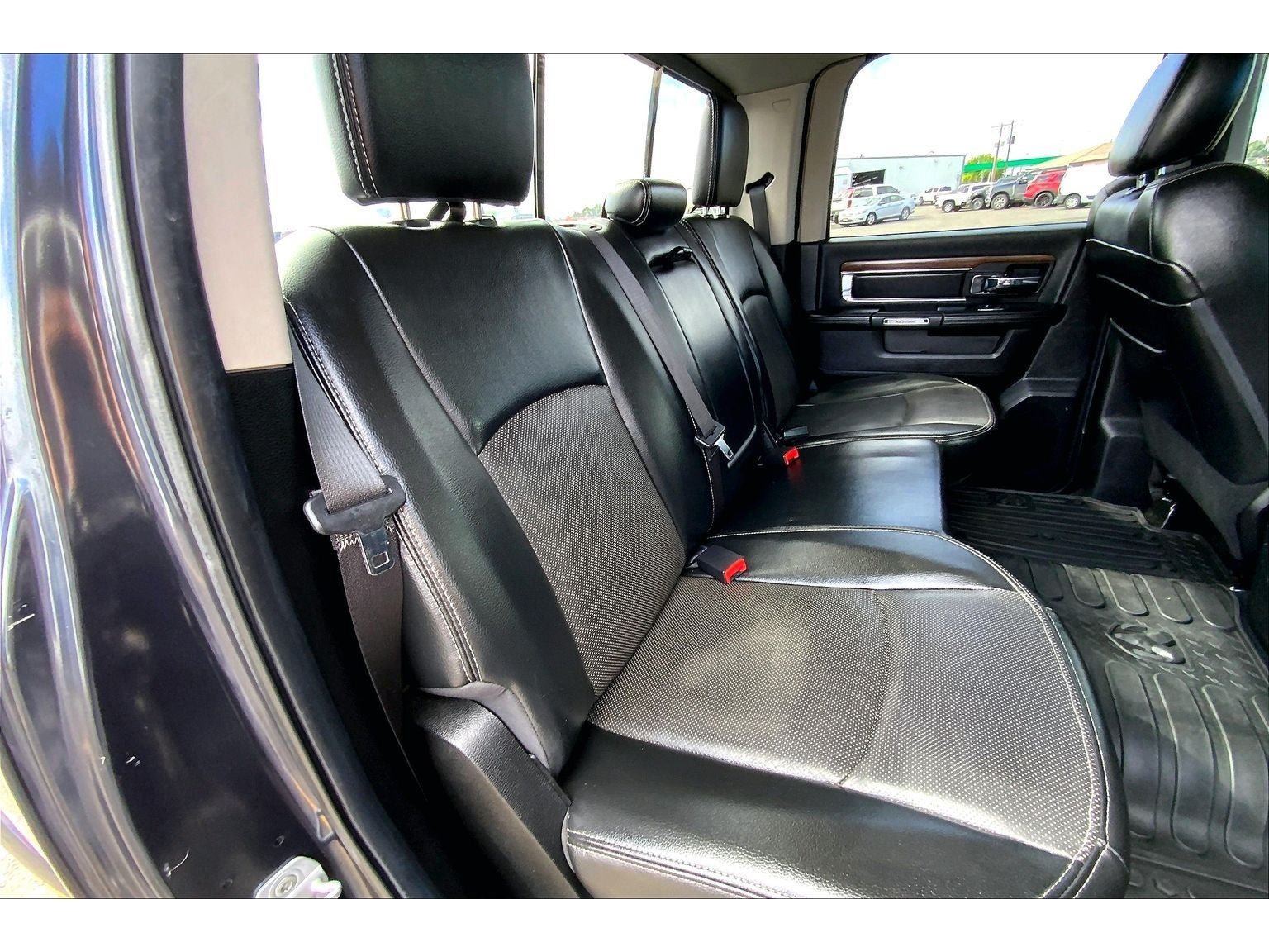 Used 2013 RAM 1500 Laramie w/ Convenience Group AWD/4WD image 28