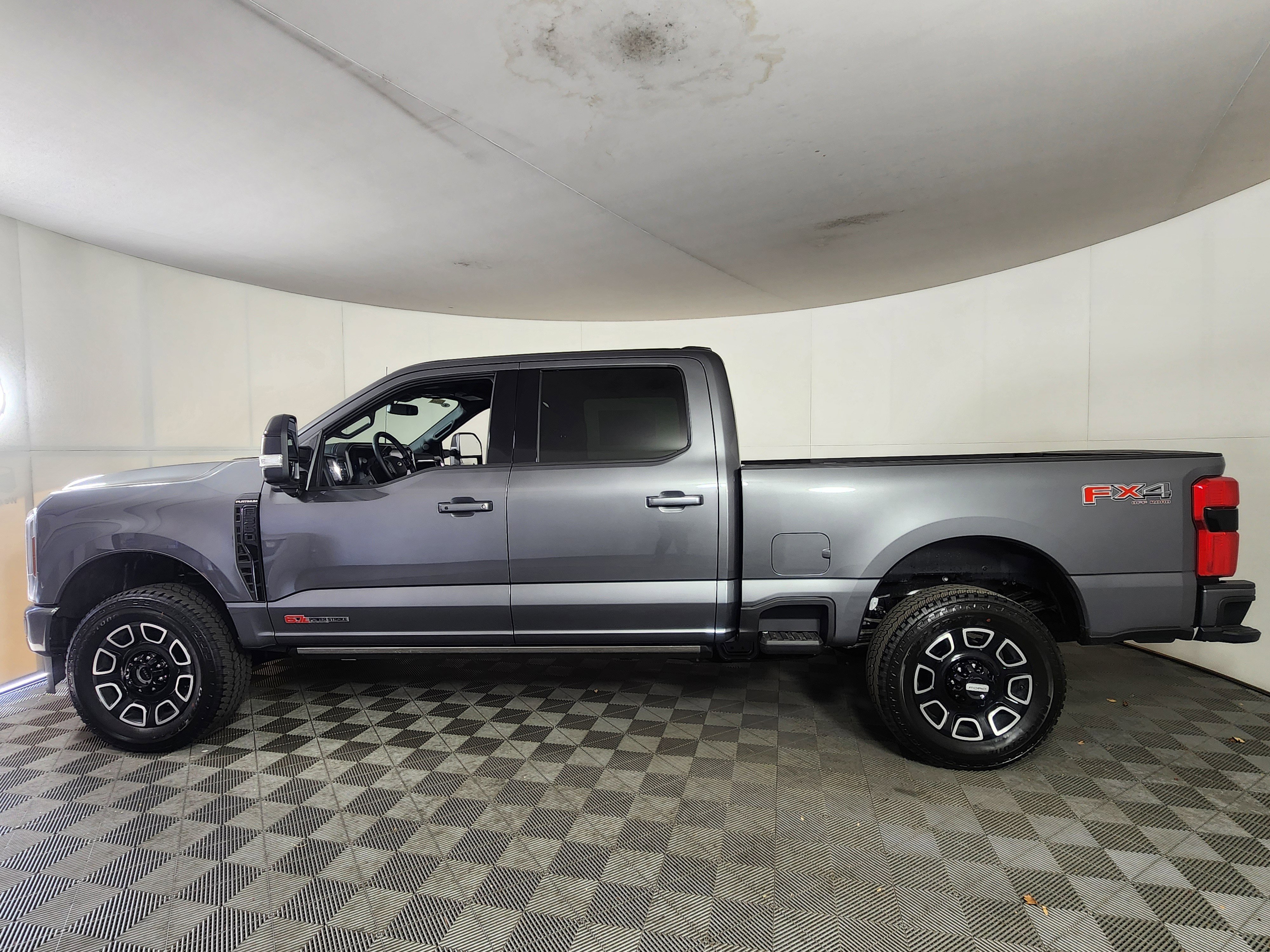 New 2026 Ford F350 Platinum image 4