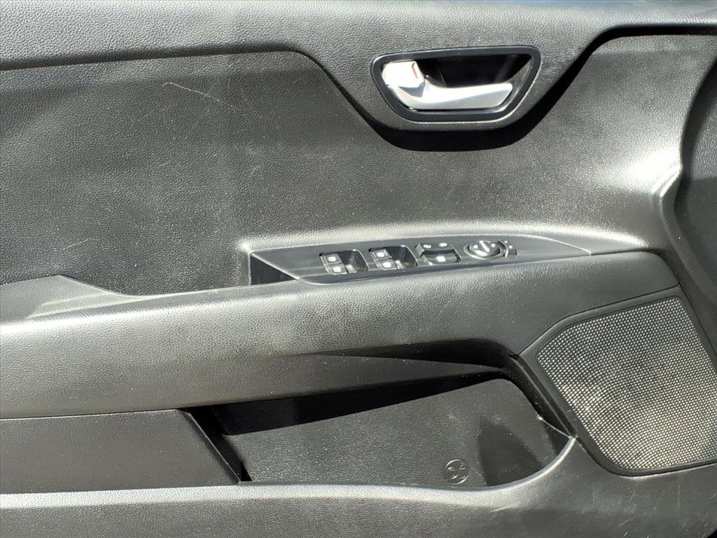 Used 2018 Kia Rio S image 11