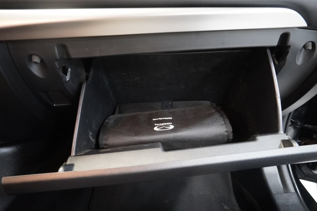 Used 2017 MAZDA MAZDA3 Sport FWD image 37