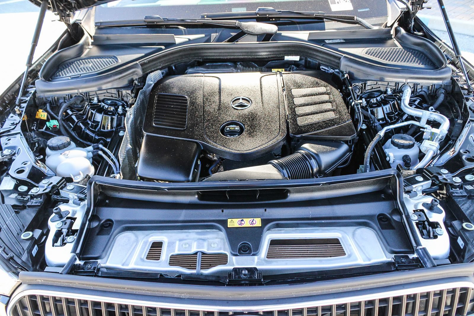 Certified 2025 Mercedes-Benz GLC 350e 4MATIC image 27