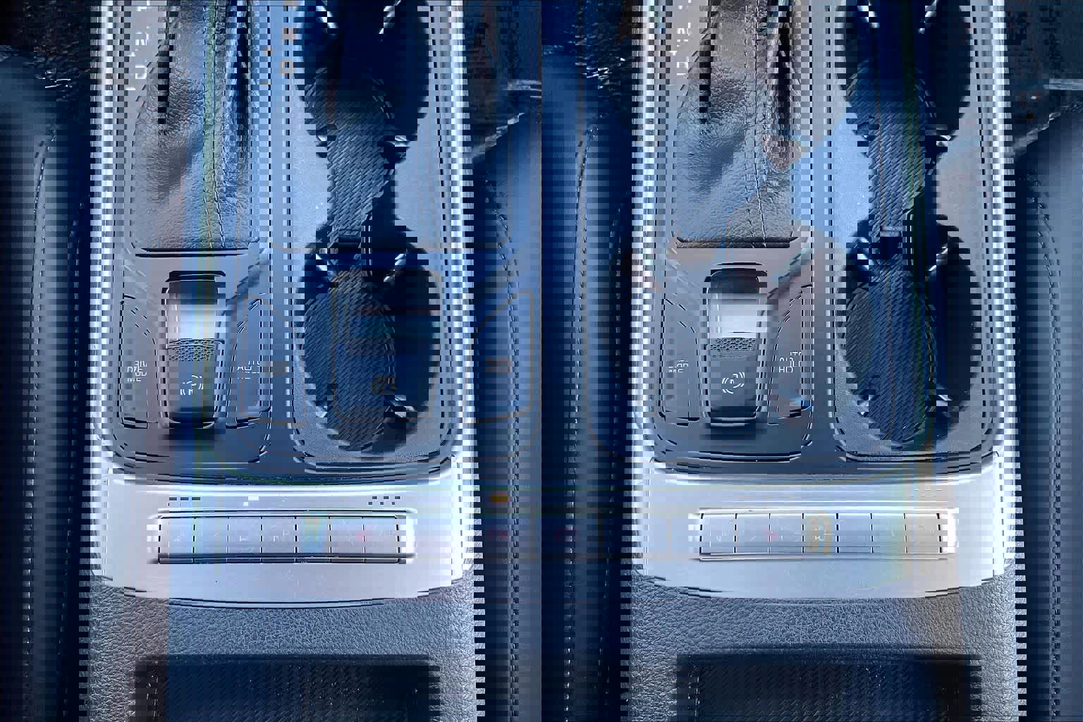 Used 2025 Kia Carnival image 30