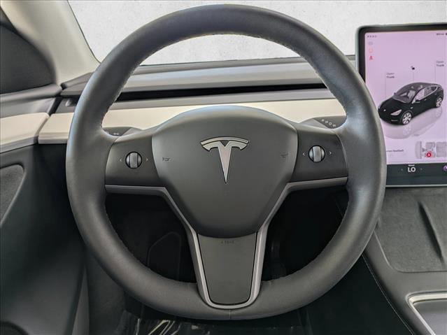 Used 2024 Tesla Model Y Long Range AWD/4WD image 10