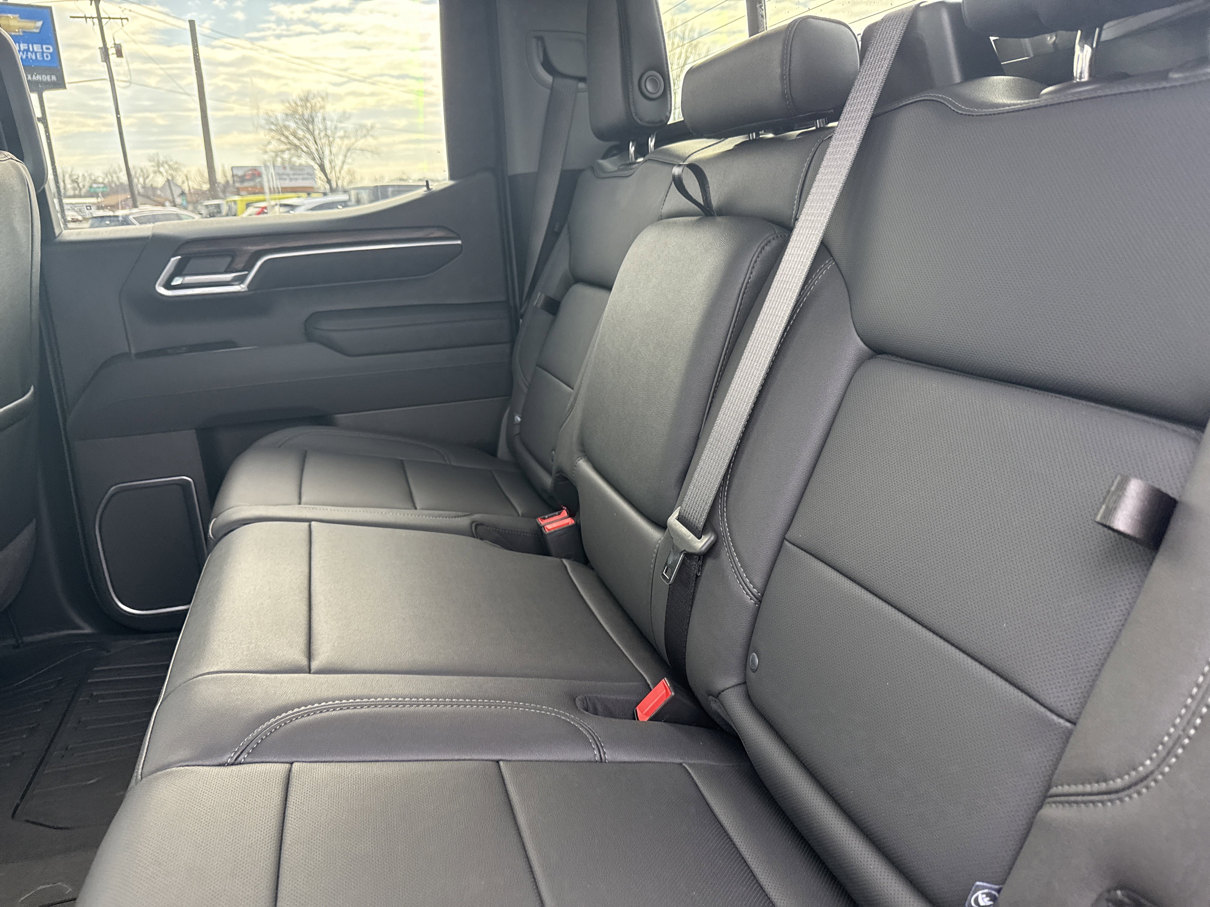 New 2026 GMC Sierra 1500 SLT w/ SLT Premium Plus Package image 13