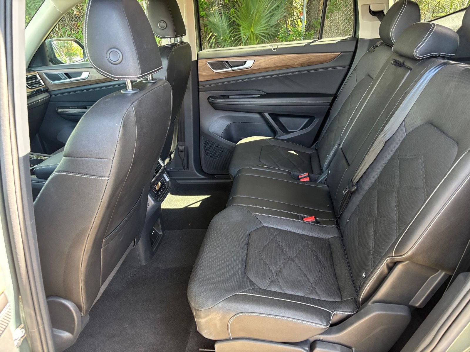 Used 2026 Volkswagen Atlas SE FWD image 28