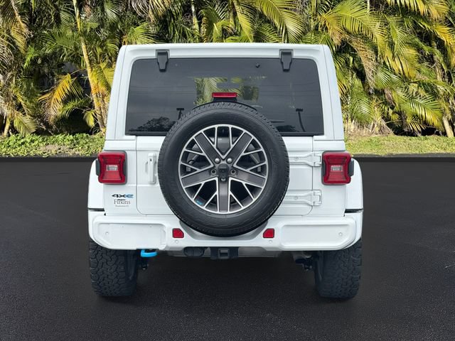 Used 2022 Jeep Wrangler Unlimited Sahara AWD/4WD image 7