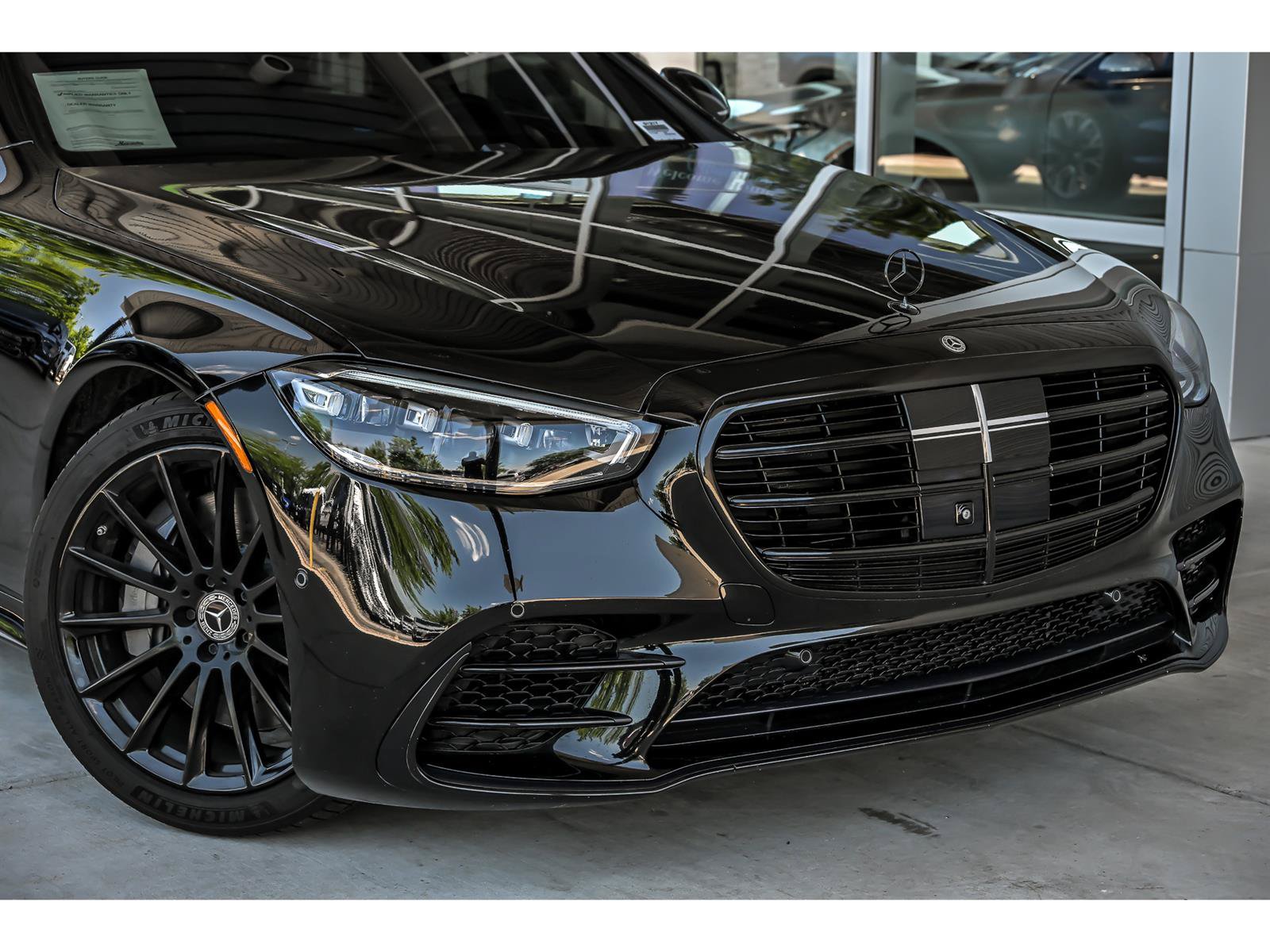 Used 2021 Mercedes-Benz S 580 4MATIC Sedan video 2