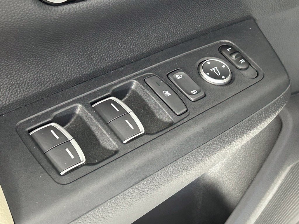 Used 2025 Honda CR-V EX-L image 36