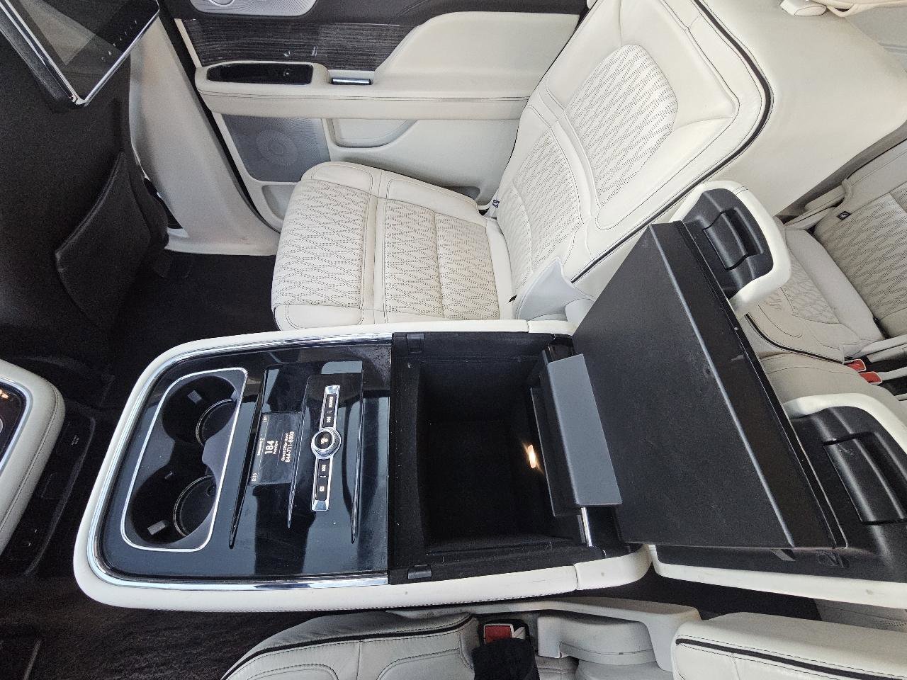 Used 2018 Lincoln Navigator L Black Label w/ Cargo Package image 60