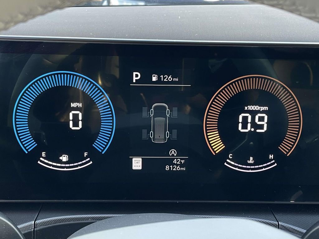 Used 2025 Hyundai Santa Fe SE image 15