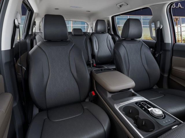 New 2026 Kia Carnival EX image 15
