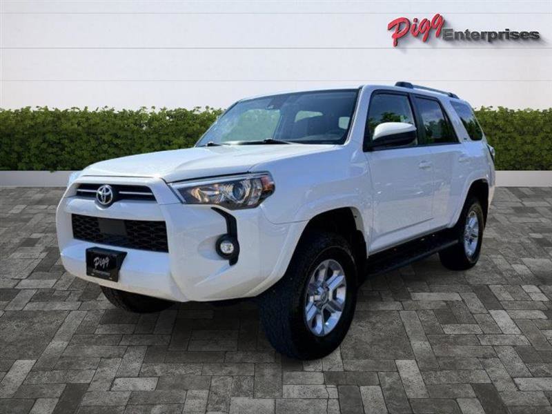 Used 2022 Toyota 4Runner SR5 AWD/4WD image 4
