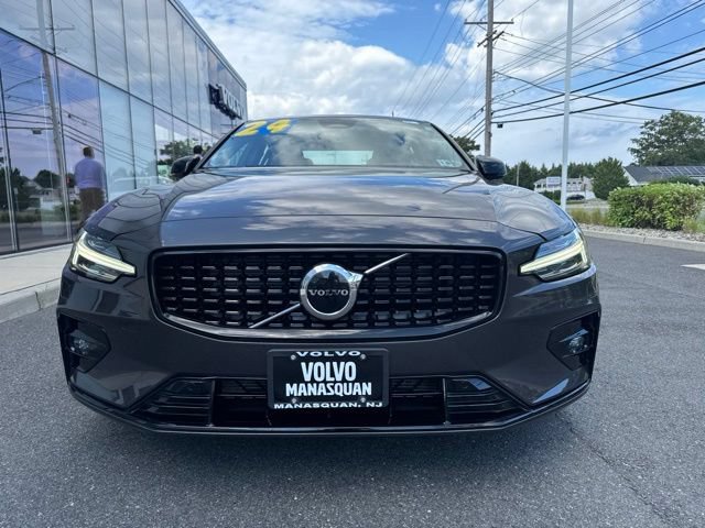 Used 2024 Volvo S60 B5 Core w/ Climate Package FWD image 7