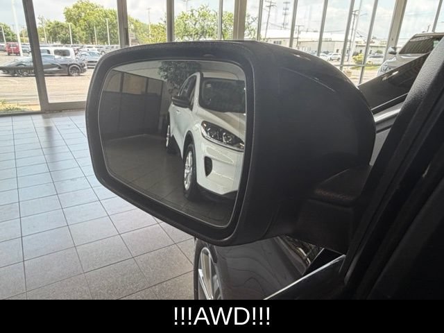 Used 2022 Ford Edge Titanium w/ Equipment Group 301A AWD/4WD image 14