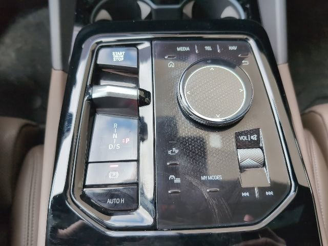 Used 2026 BMW 530i xDrive image 17