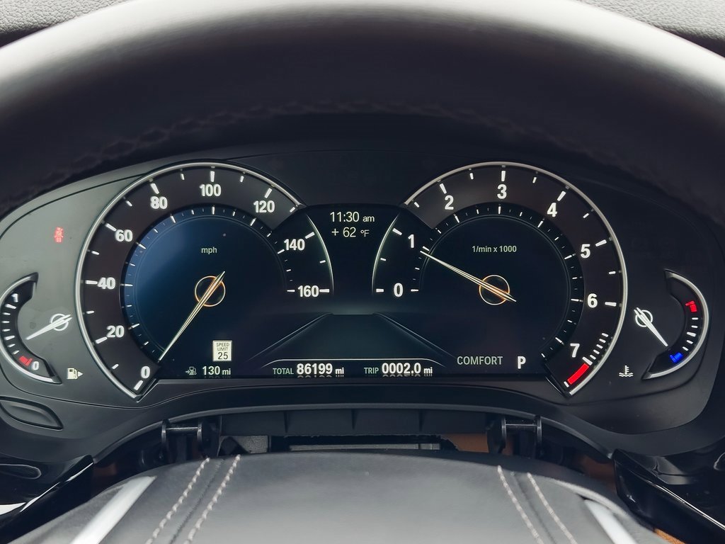 Used 2019 BMW 540i w/ Convenience Package image 18