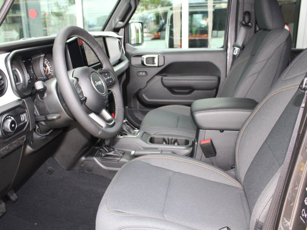 New 2025 Jeep Wrangler Sport S image 23