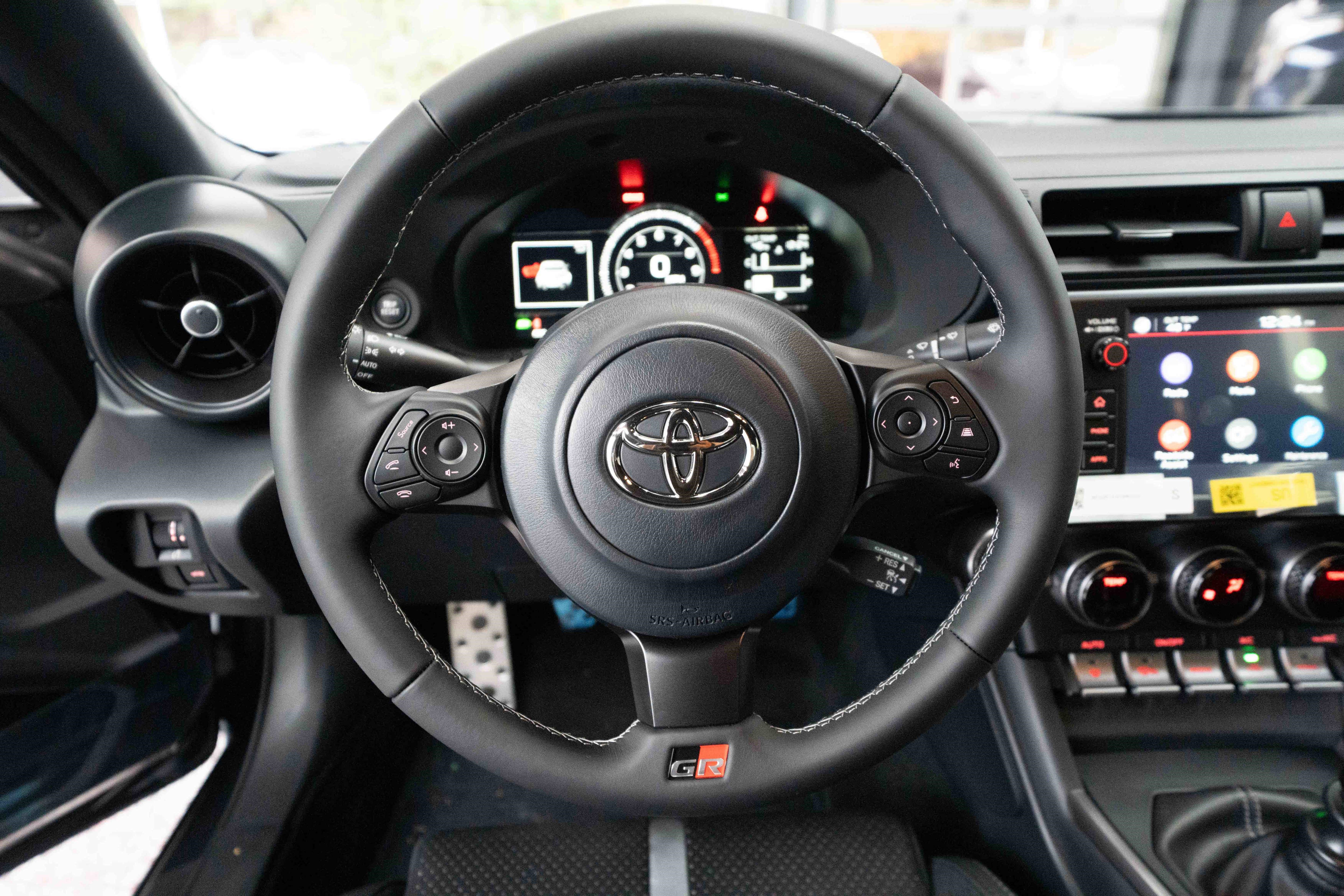 New 2025 Toyota GR86 Premium w/ GR Wheel Package (TMS image 22