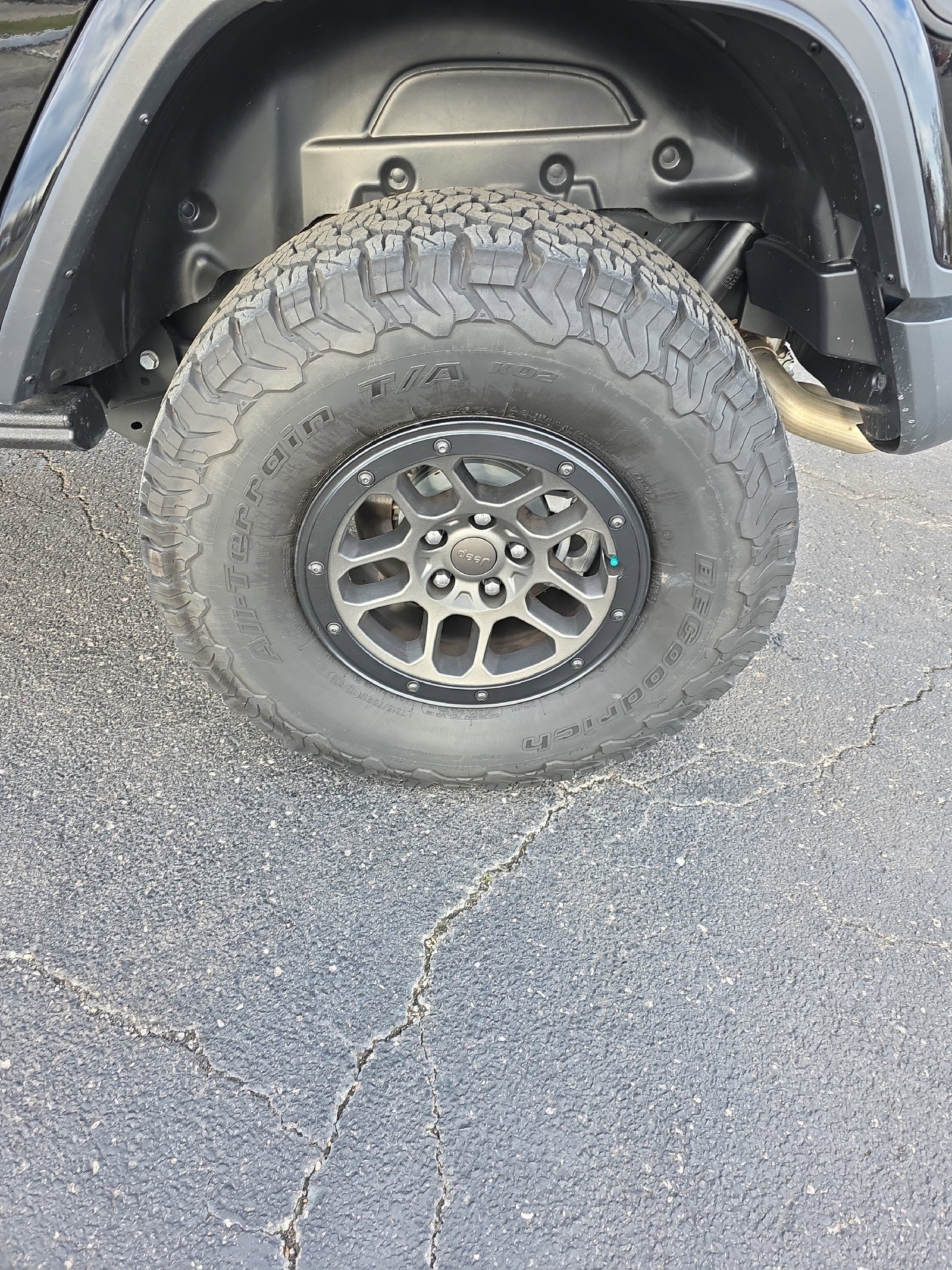 Used 2023 Jeep Wrangler Unlimited Rubicon 392 AWD/4WD image 14