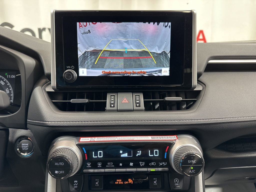 Used 2025 Toyota RAV4 XLE Premium image 32