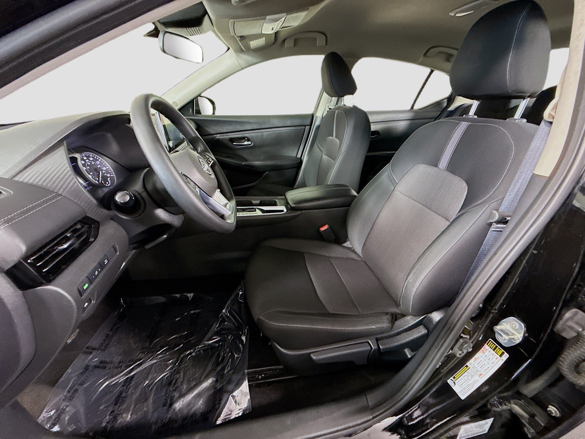 Used 2025 Nissan Sentra SV FWD image 22