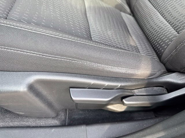 Used 2025 Chevrolet Equinox LT AWD/4WD image 17