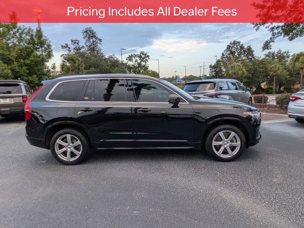 Used 2020 Volvo XC90 T6 Momentum AWD/4WD image 3
