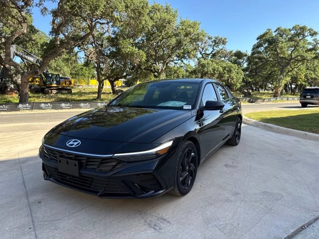 Certified 2026 Hyundai Elantra Sport FWD image 2