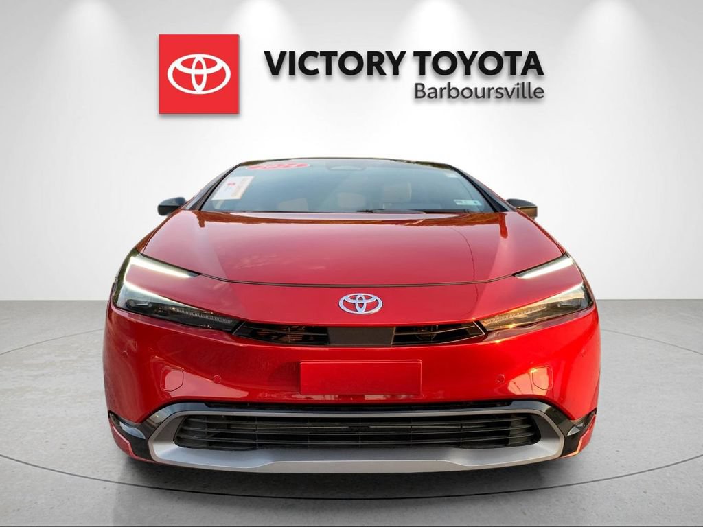 Used 2024 Toyota Prius XLE AWD/4WD image 8